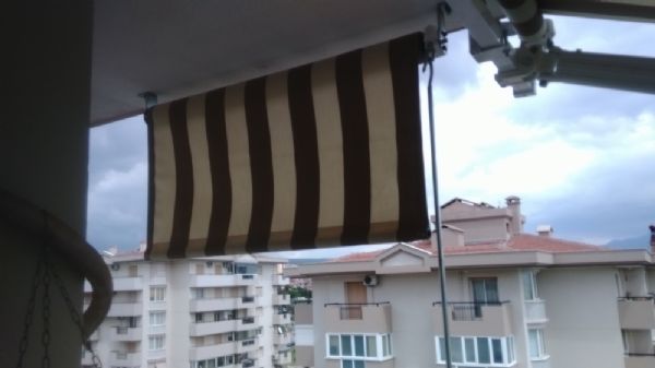 Bornova Evka 3 Apartman Balkon Tentesi