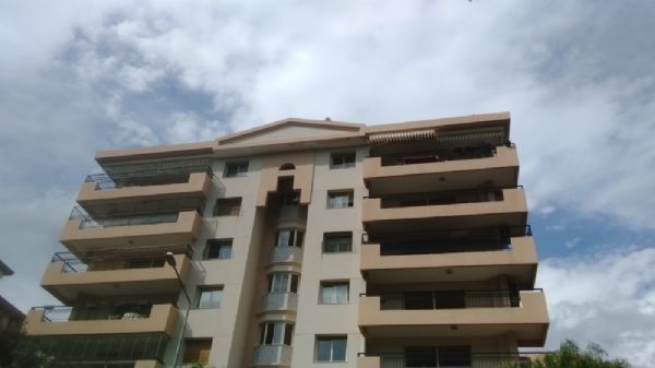 Bornova Evka 3 Apartman Balkon Tentesi