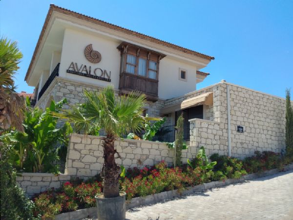 Alacatı Avalon Hotel Körüklü Tente