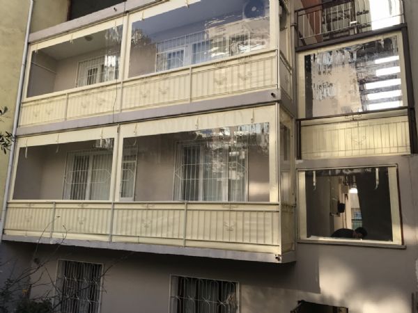 Buca Balkon Seffaf Kapama